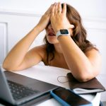 La lista que realmente vacía tu cabeza: descarga mental paso a paso